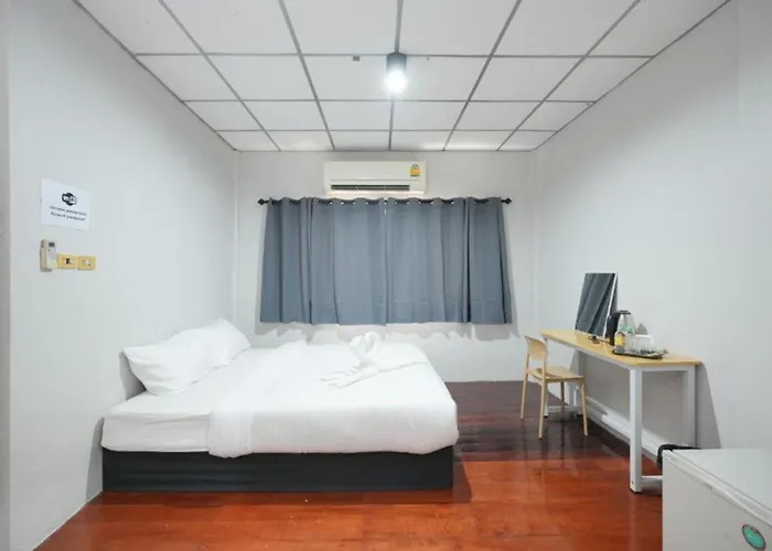 At Pranakorn - แอด พระนคร สามเสน ตรอกข้าวสาร Apartment Bangkok