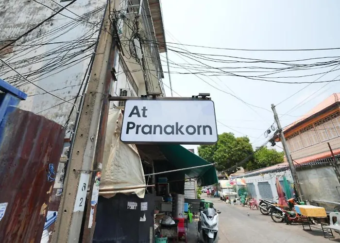 At Pranakorn - แอด พระนคร สามเสน ตรอกข้าวสาร Apartment *